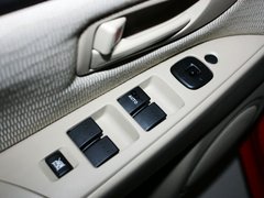 2012款 1.6 自动 经典款标准型