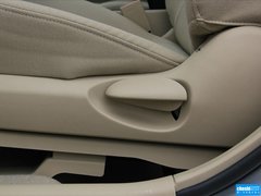 2012款 1.6 自动 经典款标准型