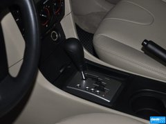 2012款 1.6 自动 经典款标准型