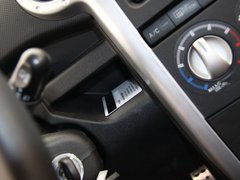 2012款 1.5L 手动 两驱都市版 5座