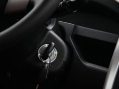 2012款 1.5L 手动 两驱都市版 5座