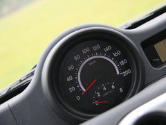 2012款 1.5L 手动 两驱都市版 5座