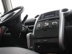 2012款 1.5L 手动 两驱都市版 5座