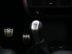 2012款 1.5L 手动 两驱都市版 5座