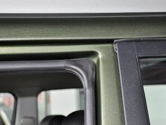 2012款 1.5L 手动 两驱都市版 5座