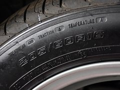 2012款 1.5L 手动 两驱都市版 5座