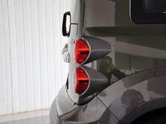 2012款 1.5L 手动 两驱都市版 5座
