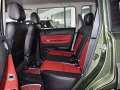 2012款 1.5L 手动 两驱都市版 5座