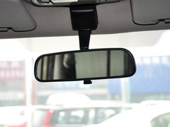 2012款 1.5L 手动 两驱都市版 5座