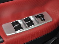 2012款 1.5L 手动 两驱都市版 5座