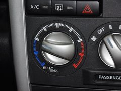 2012款 1.5L 手动 两驱都市版 5座