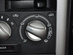 2012款 1.5L 手动 两驱都市版 5座