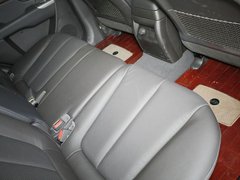 2012款 2.4L 自动 四驱豪华版 7座