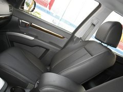 2012款 2.4L 自动 四驱豪华版 7座