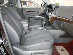 2012款 2.4L 自动 四驱豪华版 7座