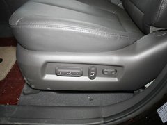 2012款 2.4L 自动 四驱豪华版 7座