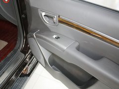 2012款 2.4L 自动 四驱豪华版 7座