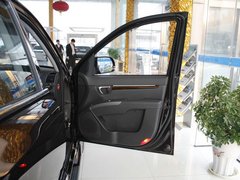 2012款 2.4L 自动 四驱豪华版 7座