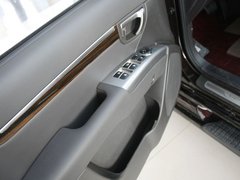 2012款 2.4L 自动 四驱豪华版 7座