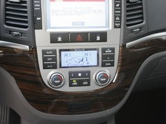 2012款 2.4L 自动 四驱豪华版 7座