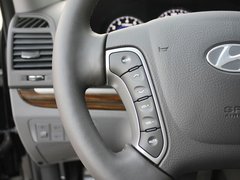 2012款 2.4L 自动 四驱豪华版 7座