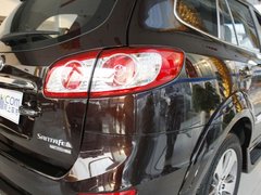 2012款 2.4L 自动 四驱豪华版 7座