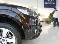 2012款 2.4L 自动 四驱豪华版 7座