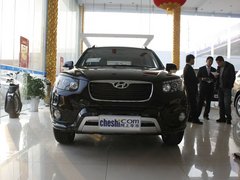 2012款 2.4L 自动 四驱豪华版 7座