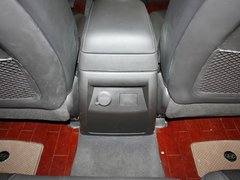 2012款 2.4L 自动 四驱至尊版 7座