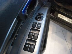 2012款 2.4L 自动 四驱至尊版 7座