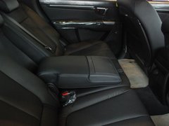 2012款 2.4L 自动 四驱至尊版 7座