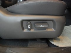 2012款 2.4L 自动 四驱至尊版 7座