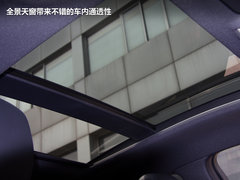 2010款 C63 6.2L AMG 高性能版