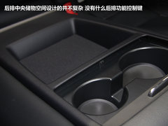 2010款 C63 6.2L AMG 高性能版