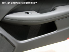 2010款 C63 6.2L AMG 高性能版