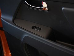 2012款 2.0L 自动 2WD GLS 5座