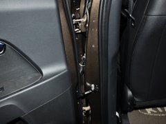 2012款 2.0L 自动 2WD NAVI 5座