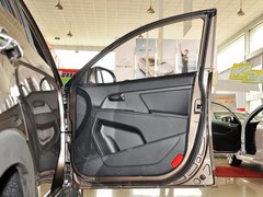 2012款 2.0L 自动 2WD NAVI 5座