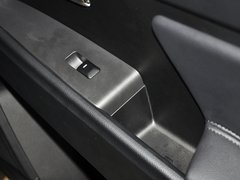 2012款 2.0L 自动 2WD NAVI 5座