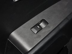 2012款 2.0L 自动 2WD NAVI 5座