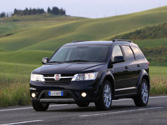 2012款 2.4L 自动 舒适版 5座
