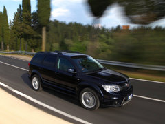 2012款 2.4L 自动 舒适版 5座