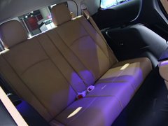 2012款 2.4L 自动 舒适版 5座