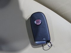 2012款 2.4L 自动 舒适版 5座
