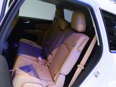 2012款 2.4L 自动 舒适版 5座