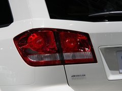 2012款 2.4L 自动 舒适版 5座