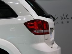 2012款 2.4L 自动 舒适版 5座