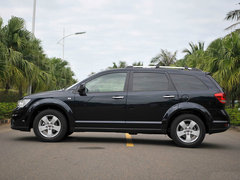2012款 2.4L 自动 舒适版 5座