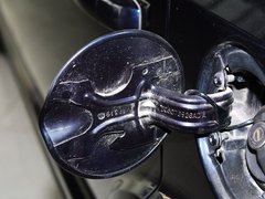2012款 2.4L 自动 舒适版 5座