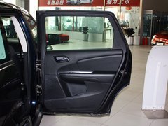 2012款 2.4L 自动 舒适版 5座